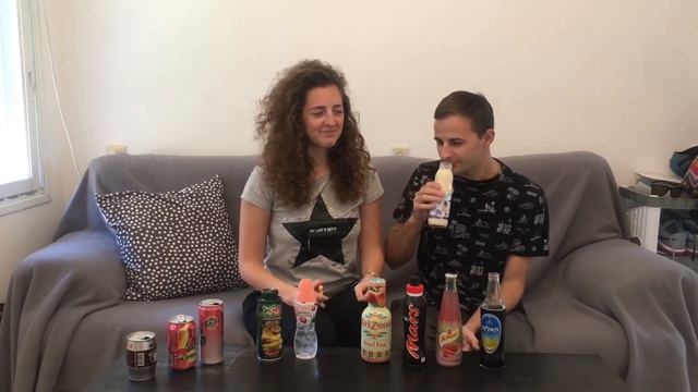 Пробуем израильские напитки! Необычно!? Вкусно?! Израильский квас?! Укусил кролик!! смотреть онлайн