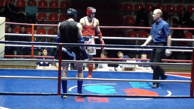 Дени Денисенко(Варяг)-Кабанов Сергей(Комбат) смотреть онлайн