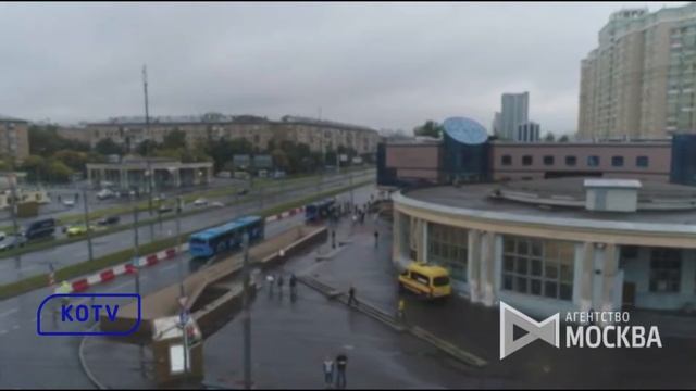 РАБОТА КОМПЕНСАЦИОННЫХ АВТОБУСОВ «КМ1» ОКОЛО СТАНЦИИ МЕТРО «УНИВЕРСИТЕТ» смотреть онлайн