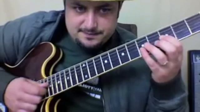 How Eric Clapton created new blues riffs.......using this Awesome simple technique (Key of G BLues) смотреть онлайн
