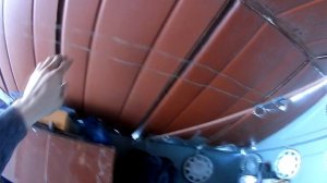 Не сдавай старый аккумулятор, пригодится.