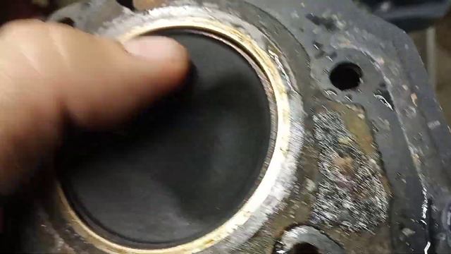 Проверка цилиндров после перегрева. Тарпон 9,9 смотреть онлайн