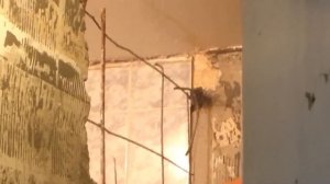 Демонтаж, бетонной, меж-туалетной-ванной, перегородки