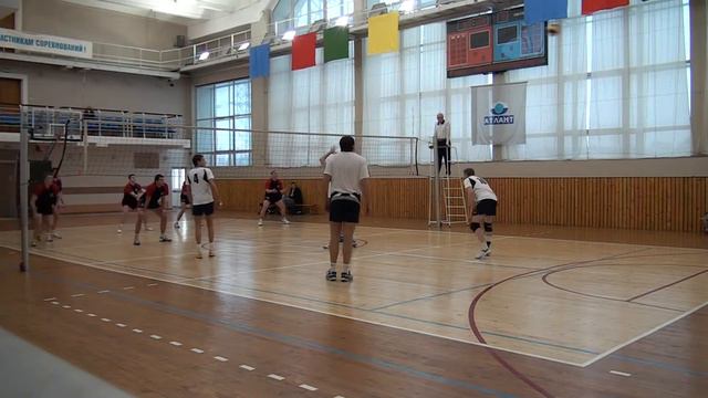 Волейбол Белинвестбанк - Коммунальник смотреть онлайн