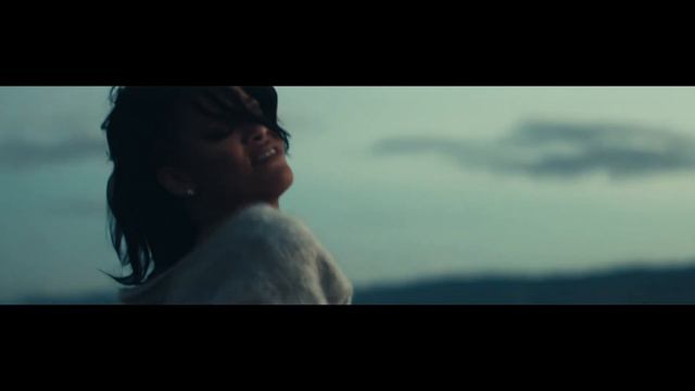 Rihanna - Diamonds (Official Video) UHD 4K смотреть онлайн