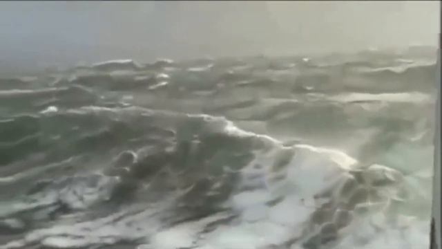 МИКЛАС ЛИНДАС УРАГАН смотреть онлайн