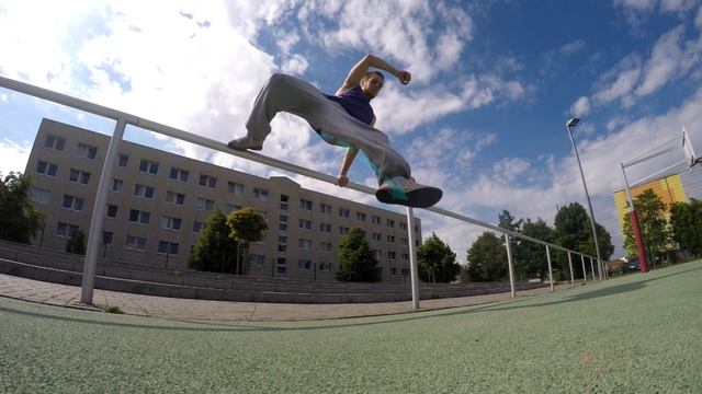 Parkour BASICS: Speed vault tutorial смотреть онлайн