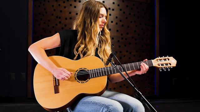 Family Full Size Guitar by Ortega Guitars - Cedar Top - R122SN смотреть онлайн