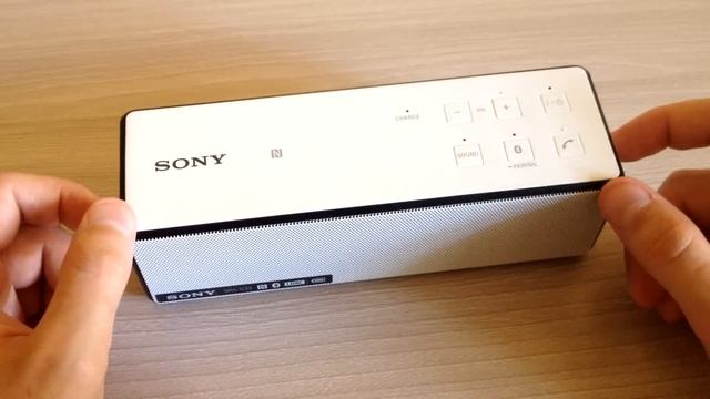 Обзор портативной акустики Sony SRS-X33 смотреть онлайн
