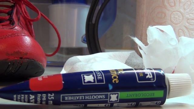 Ремонт обуви: жидкая кожа смотреть онлайн