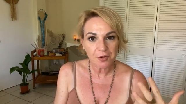This reading with the Gaia Oracle reveals the POTENTIAL of NOW and this NEW MOON. смотреть онлайн