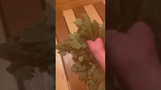 Дубовый веник для бани ,как он себя ведёт и каким он должен быть. смотреть онлайн