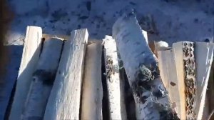 как сложить дрова без клеток во дворе