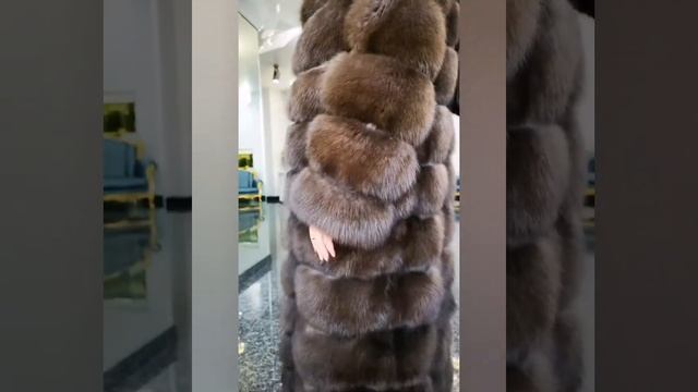 64 Шуба из натурального меха куницы смотреть онлайн
