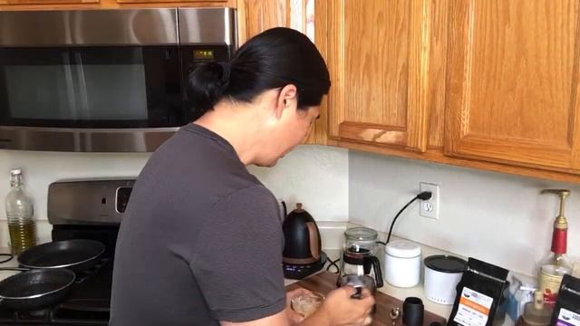 Iced Hario V60 Pour Over coffee with Sweet Cream Cold Foam | NanoFoamer смотреть онлайн