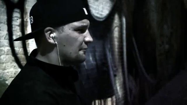 Баста - Под куполом (2010).avi смотреть онлайн