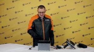 Как проверить уровень электролита в автомобильном аккумуляторе