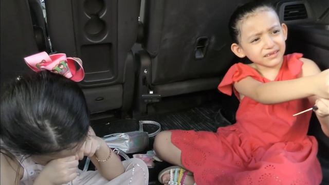 NOS QUEDAMOS ATRAPADAS EN LA CAMIONETA SE NOS ACABA EL AIRE смотреть онлайн