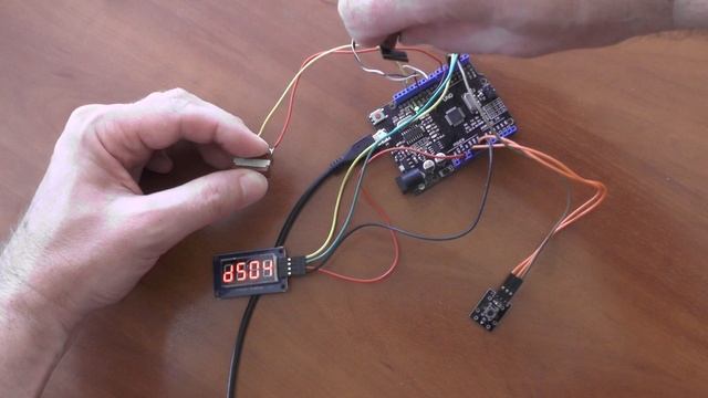 ЧАСЫ "НЕРЕАЛЬНОГО" ВРЕМЕНИ НА ARDUINO С ФУНКЦИЕЙ КОРРЕКТИРОВКИ ТОЧНОСТИ ХОДА. ПРОЕКТ #3. смотреть онлайн