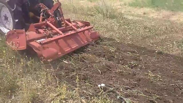 японский минитрактор mitsubishi mt185 с расширенной фрезой на 150 пашем целину смотреть онлайн
