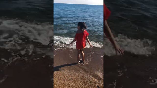 Море в марте.Турция.В первый раз на море смотреть онлайн