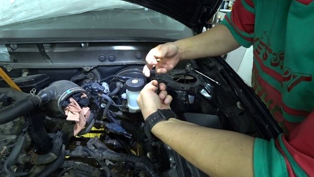 Установка кронштейнов после порошковой покраски - Toyota Camry 50 2.5 2AR-FE АТ Часть 2. смотреть онлайн