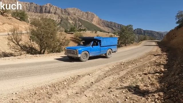 Nomadic Family Shops in Town: Nomad life - IRAN смотреть онлайн