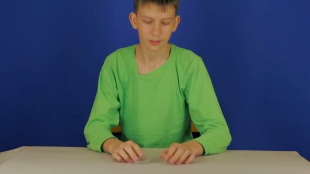 Что будет? Если поставить коробку из пластика в плиту! Пытаемся сделать фигуру ! смотреть онлайн