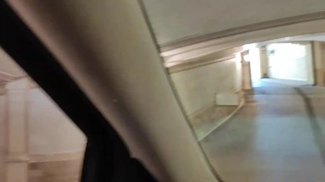 Великолепный дворец, в имперском стиле в Москве. смотреть онлайн