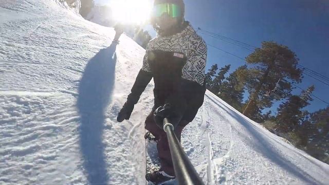 TOP TO BOTTOM RUN SNOWBOARDING AT BIG BEAR MOUNTAIN (RAW) смотреть онлайн