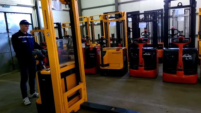 Штабелер электрический поводковый Jungheinrich EJC 10 1,0т 3.6м