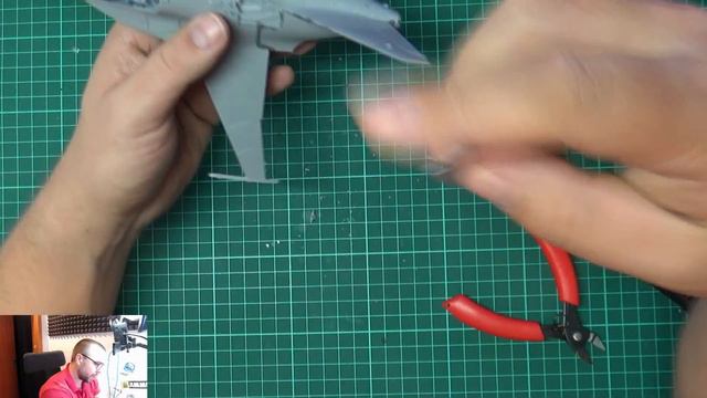 Zvezda - YAK-130 "Mitten" (1:48) - 5. část смотреть онлайн