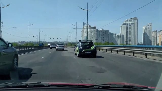 Электротакси смотреть онлайн