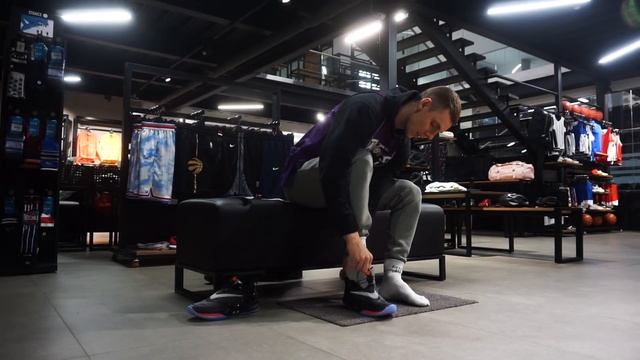 Nike Adapt BB 2.0 – обзор умных баскетбольных кроссовок смотреть онлайн