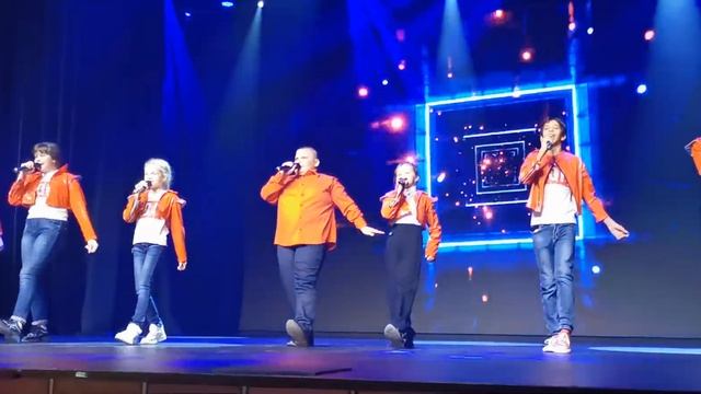 "Мы маленькие дети" коллектив "Спутник" студии ЮГ смотреть онлайн