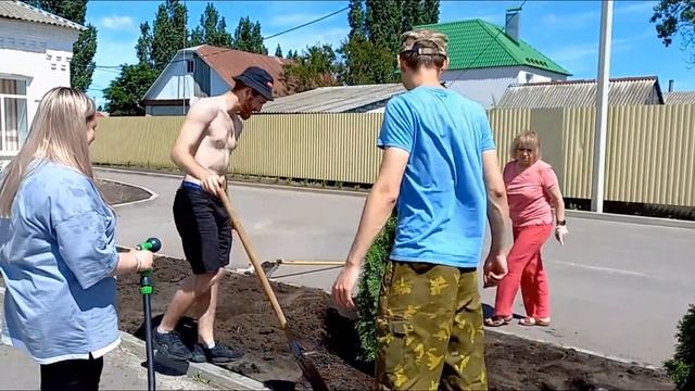 Озеленение территории МКУДО "Дом детского творчества" смотреть онлайн