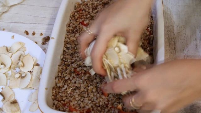 Ешь и Худей! Гречневая Запеканка По-Царски с Грибами и Сыром. Объедение! смотреть онлайн