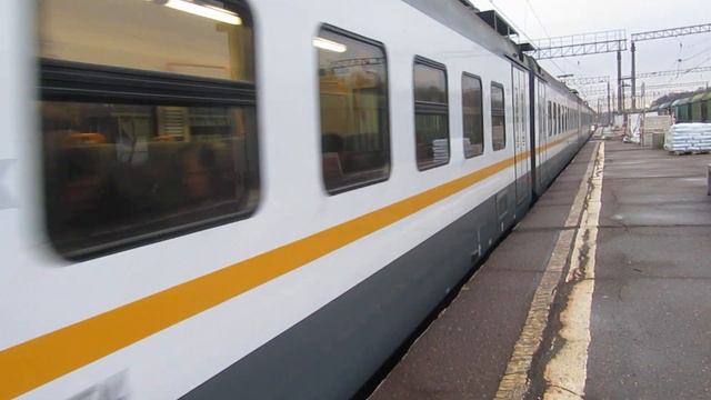 Электропоезд ЭП2Д-0048 ЦППК станция Бекасово-1 23.10.2018 смотреть онлайн