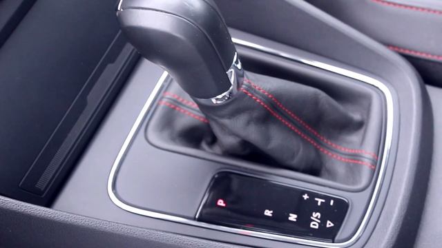 Обзор Seat Leon FR 1.8T (180лс)