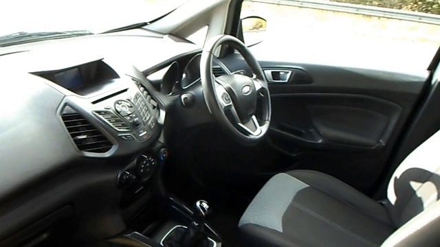 2017 17 Ford EcoSport 1.5 Zetec (01443) 831670 смотреть онлайн