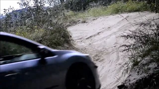 Subaru XV Crosstrek Offroad: Climbing muddy hills mud sand and steep inclines