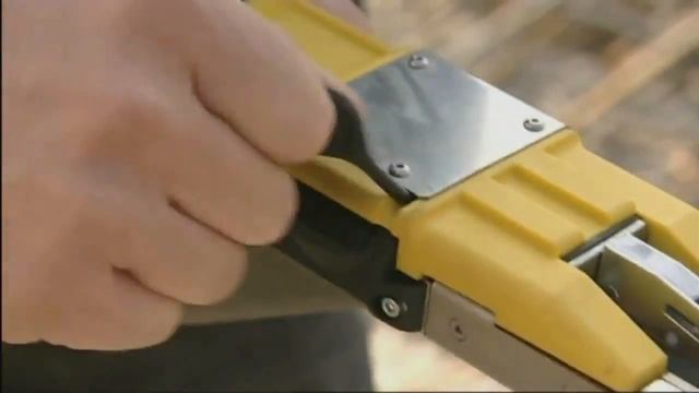 Пистолет для вязки арматуры DF 16 Wacker Neuson.mp4 смотреть онлайн