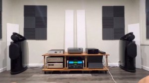 Wayfaring Stranger - Mcintosh MA12000 + B&W 803 D3