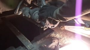 Замена передней ступицы и подшипника VW Pasat B4