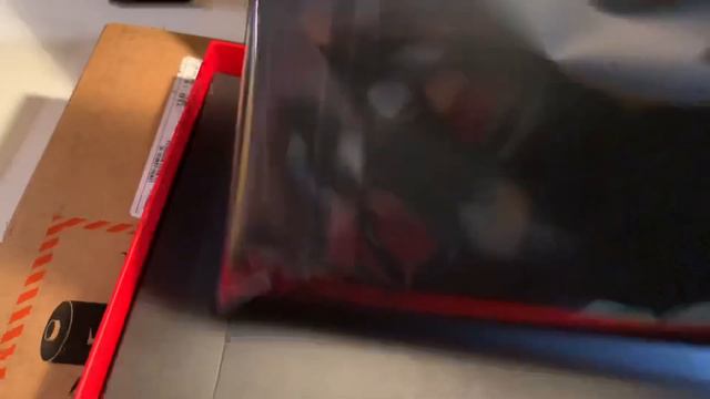 Lenovo Thinkpad X1 Carbon Gen 7 Unboxing смотреть онлайн
