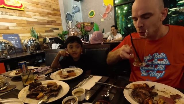 We found Brazilian Churrascaria in Malaysia! ?? ?? смотреть онлайн