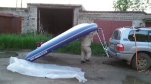 Приспособа для разгрузки и погрузки лодки WINboat 375 на крышу автомобиля и гаражное хранение риба.