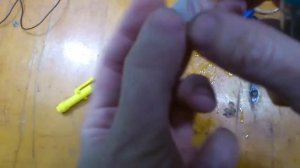 Ремонт распылителя воды головки пульверизатора с помощью зажигалки