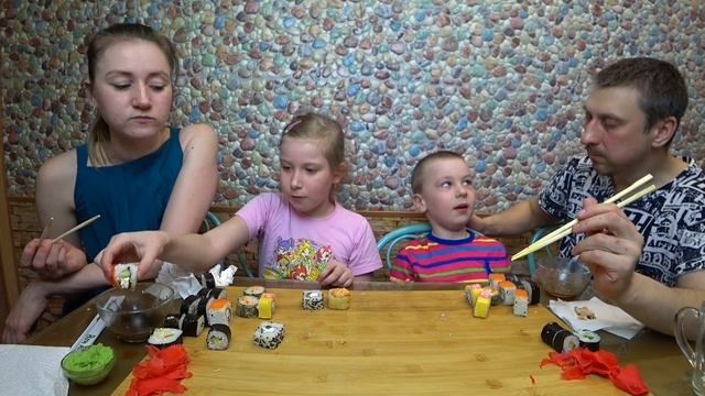 МУКБАНГ РОЛЛЫ НА 8 МАРТА | MUKBANG ROLLS FOR MARCH 8 #mukbang #мукбанг