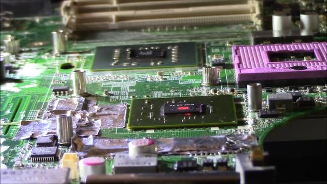 Fujitsu Amilo Pi 3560 GPU Soldering + Heatsink Screw Holders Repair | Laptop Repair смотреть онлайн